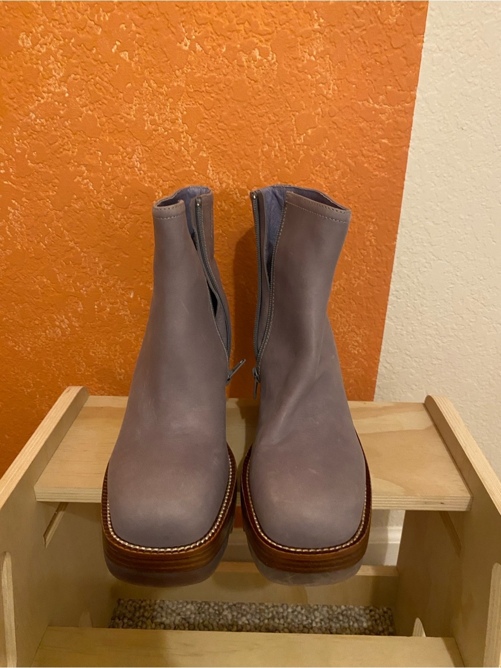 Mauve Leather Ankle Boots with Side Zips